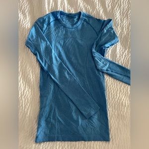 Lululemon: Swift Top Size 4